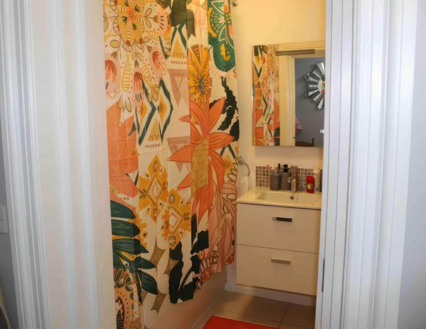 Lovely 2 Bed 2 Bath Flat With Free Parking Poole Exterior foto